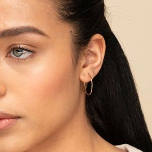 Mejuri 25mm large hoops 14k